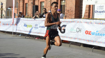 Guadalajara siblings sweep Chapala Half Marathon on November 19